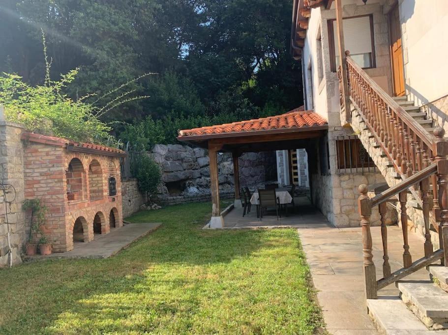 Casa Con Amplio Jardin En Pechon Villa Buitenkant foto
